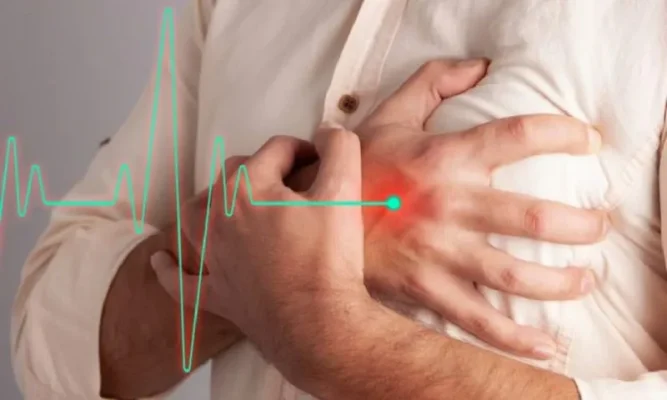 Hiện tượng tim đập nhanh, đánh trống ngực cảnh báo bệnh lý về huyết áp