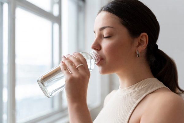 Khát nước, háo cổ liên tục là biểu hiện của hội chứng tiền tiểu đường