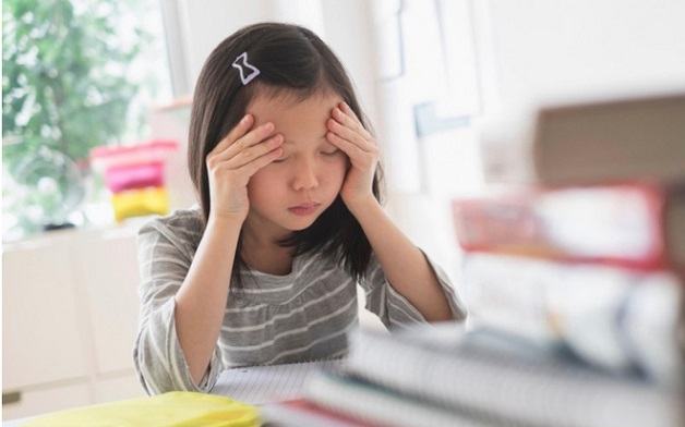 Não bộ quá tải gây đãng trí, hay quên