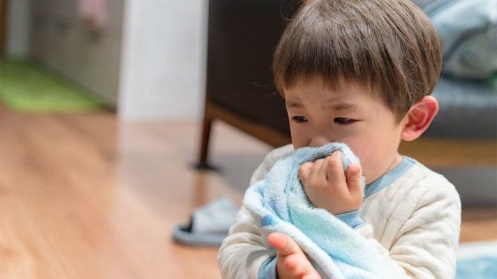 Trẻ dễ ốm vặt và phục hồi chậm